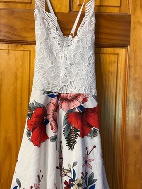 SHEIN White Crochet Bodice Floral Print romper
